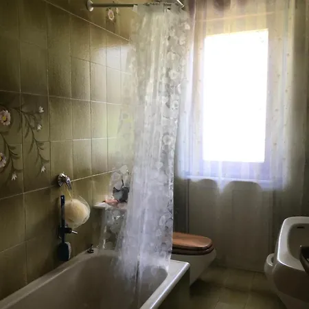 Casa Ortensia Di 160mq شقة *