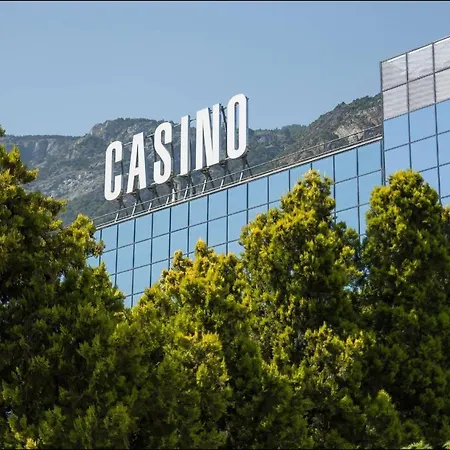Casa Ortensia Di 160mq شقة